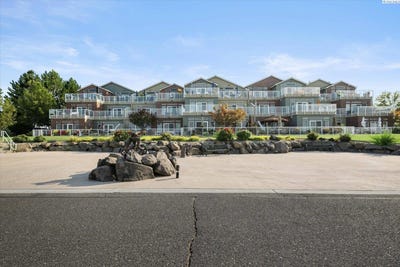 /international/us/386-columbia-point-drive-richland-wa-110102018704/