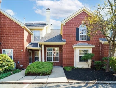 /international/us/626-smithfield-road-north-providence-ri-110108805173/