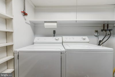 /international/us/56-stratford-lane-mount-laurel-nj-110101482308/