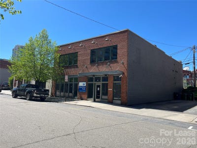 /international/us/71-n-market-street-asheville-nc-110107210592/