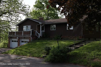 /international/us/5-enax-road-freehold-ny-110108536952/