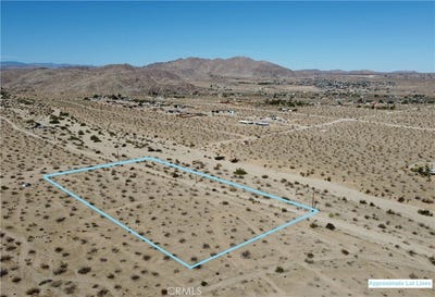 /international/us/5-border-avenue-joshua-tree-ca-110095493619/