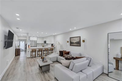 /international/us/6465-sw-135th-ave-miami-fl-110109068804/
