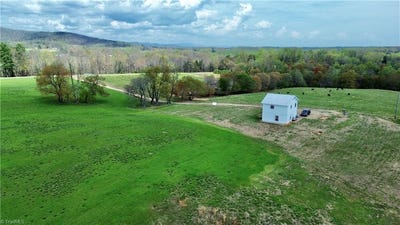 /international/us/322-layell-road-elkin-nc-110107318792/