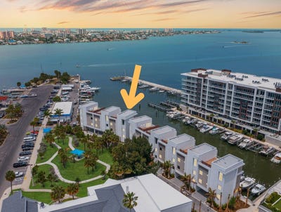 /international/us/870-n-osceola-avenue-clearwater-fl-110097808584/