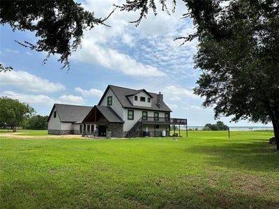 /international/us/1879-se-county-road-2160-se-corsicana-tx-110100691827/