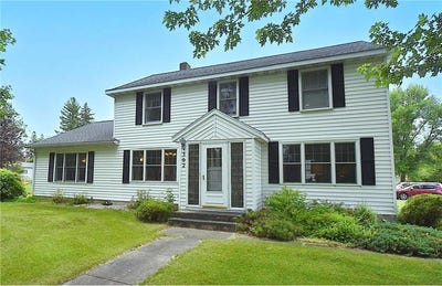 /international/us/302-2nd-street-nw-mahnomen-mn-110101161730/