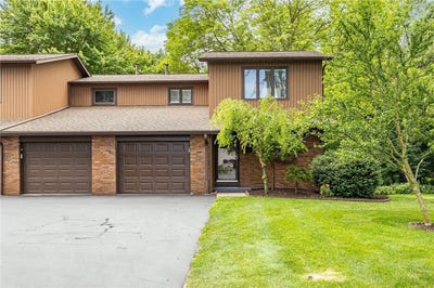 /international/us/321-penhurst-road-brighton-ny-110100464725/