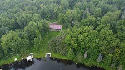 /international/us/104-mcclure-drive-sanford-ny-110100327798/
