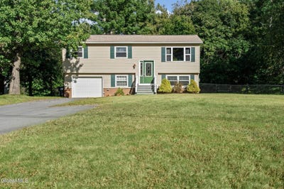 /international/us/1-dorsman-drive-clifton-park-ny-110120082120/