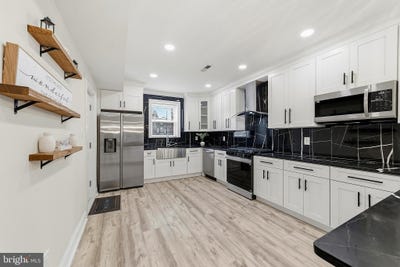 /international/us/2461-79th-avenue-philadelphia-pa-110106764914/