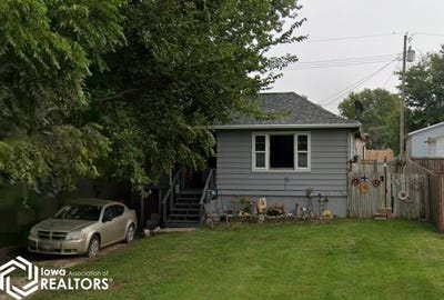 /international/us/2208-racine-avenue-burlington-ia-110100259841/