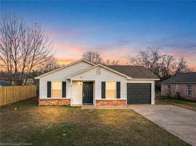 /international/us/821-s-39th-street-van-buren-ar-110104931248/