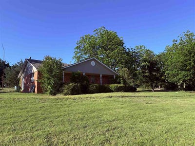 /international/us/690-us-hwy-277-elgin-ok-110107998164/