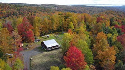 /international/us/237-upper-maloney-road-brookfield-vt-110119413331/