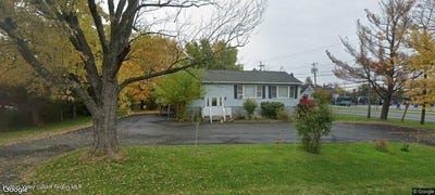 /international/us/4-delaware-avenue-greenport-ny-110105644815/