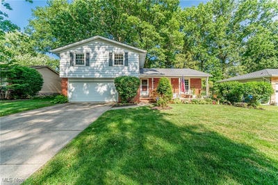 /international/us/3195-w-230th-street-north-olmsted-oh-110101002272/