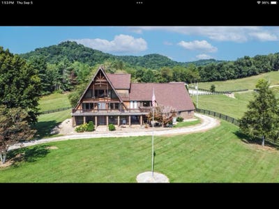 /international/us/92-angus-hill-vanceburg-ky-110094395157/