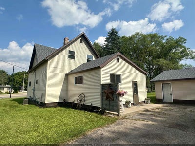 /international/us/1404-churchill-street-waupaca-wi-110100917132/?lang=zh-tw