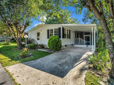 /international/us/317-happy-lane-hendersonville-nc-110110209494/