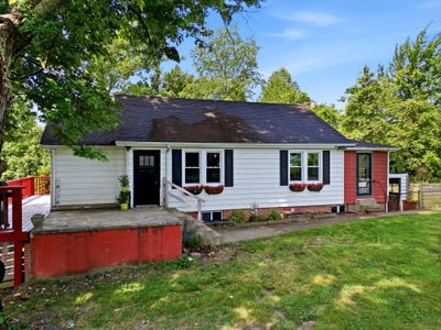 /international/us/1754-2nd-street-milton-wv-110108012342/