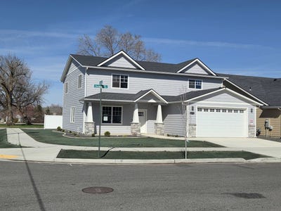 /international/us/12703-e-desmet-ave-spokane-valley-wa-110107243491/