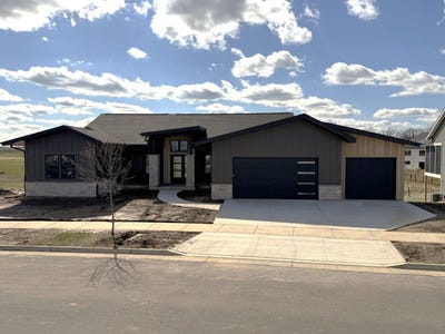 /international/us/7687-stonecrop-way-deforest-wi-110106207477/
