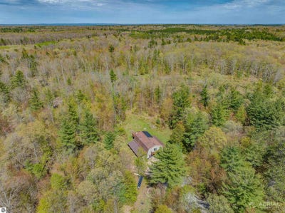 /international/us/0-clear-lake-road-west-branch-mi-110108268143/