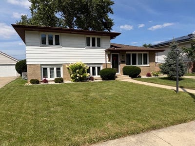 /international/us/6534-107th-street-chicago-ridge-il-110119709436/