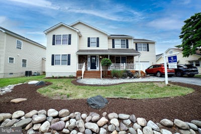 /international/us/833-selby-boulevard-edgewater-md-110108228169/
