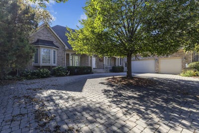 /international/us/240-boulder-drive-lake-in-the-hills-il-110120528452/