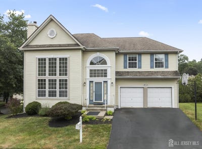 /international/us/2-kentisbury-circle-east-brunswick-nj-110101447594/
