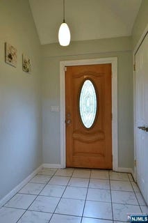 /international/us/628-river-road-teaneck-nj-110108218344/