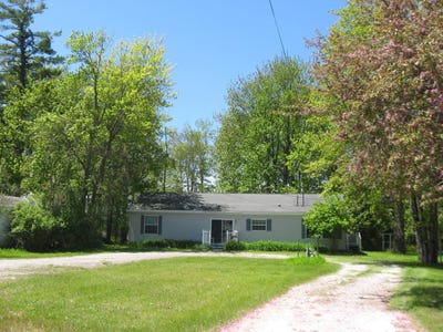 /international/us/1616-lakeview-drive-alpena-mi-110099922445/
