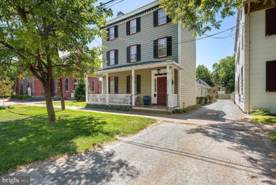 /international/us/407-high-street-chestertown-md-110107857626/