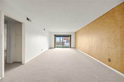 /international/us/2700-bellefontaine-street-houston-tx-110109437398/