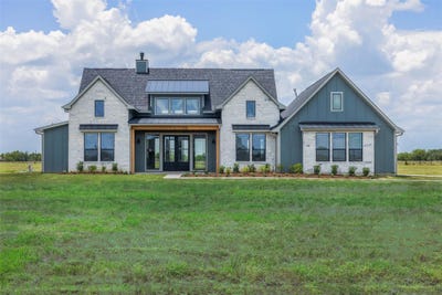/international/us/114-country-view-lane-rd-schulenburg-tx-110101073296/