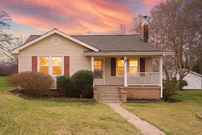 /international/us/3-littlejohn-street-inman-sc-110106318850/