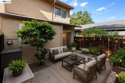 /international/us/1223-marionola-way-pinole-ca-110108166140/