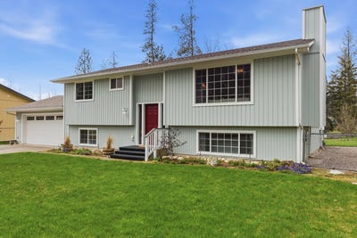 /international/us/323-e-eleventh-st-deer-park-wa-110107511023/