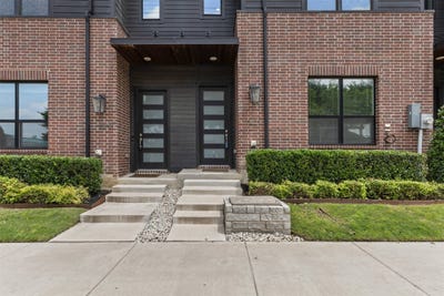 /international/us/2821-stanley-avenue-fort-worth-tx-110120425306/