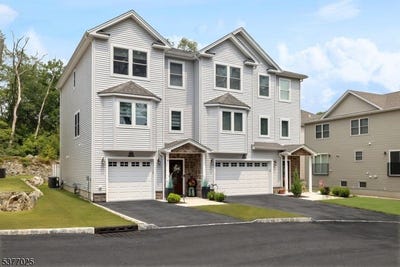 /international/us/6-stanley-way-wanaque-boro-nj-110101429883/