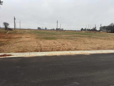 /international/us/1013-fifth-lake-city-ar-110105794098/