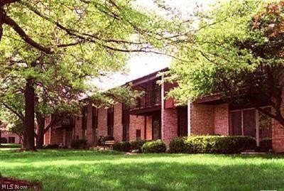 /international/us/16475-heather-lane-middleburg-heights-oh-110104880587/