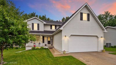 /international/us/1105-e-henderson-place-indianola-ia-110099979743/