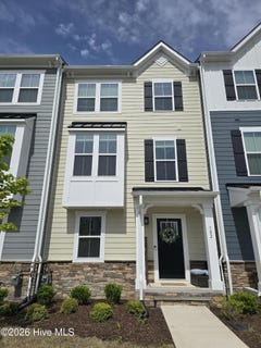 /international/us/302-fost-boulevard-moyock-nc-110107482696/