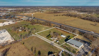 /international/us/3106-n-20th-street-ozark-mo-110104814777/