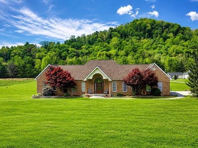 /international/us/9558-state-route-125-unit-a-west-portsmouth-oh-110106602835/