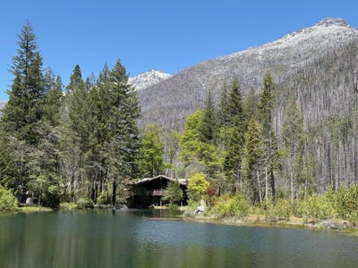 /international/us/2103-coffee-creek-road-trinity-center-ca-110100206852/