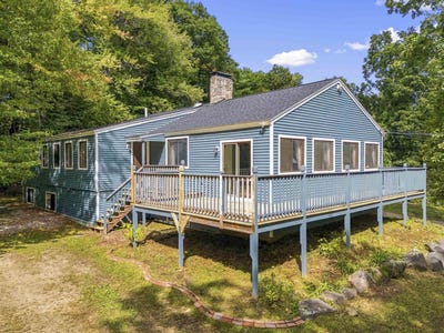 /international/us/18-batchelder-lane-strafford-nh-110120000748/